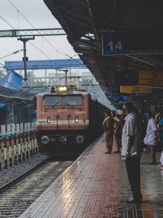 भारत के इस रेलवे स्टेशन पर जाने के लिए लगता है वीजा और पासपोर्ट