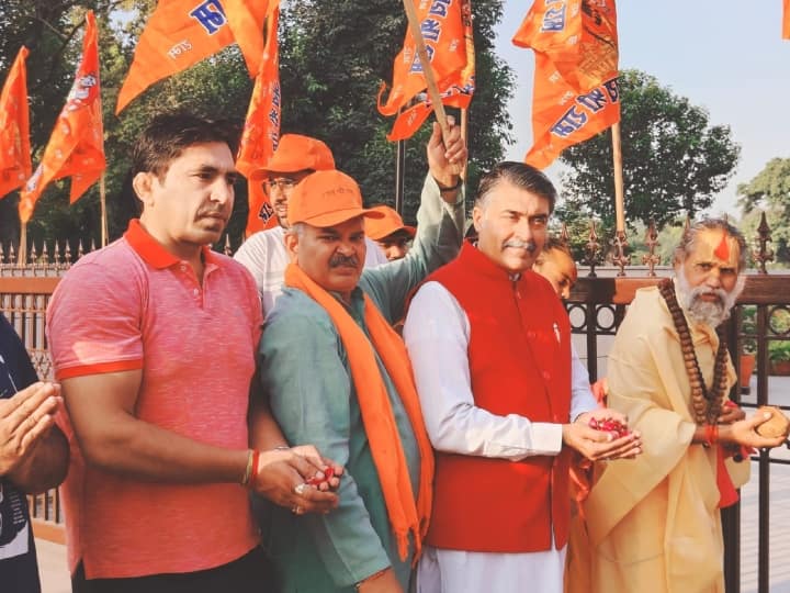 delhi VHP Bajrang Dal shaurya jagran yatra Kapil Khanna Statement On Hindu Sanatan Dharma Controversy Ram Mandir ANN Delhi Rath Yatra: दिल्ली में निकाली जाएगी शौर्य जागरण यात्रा, VHP नेता बोले- 'सोए हिंदुओं को जगाना बहुत जरूरी'