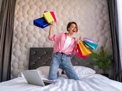 स्मार्टफोन, लैपटॉप या फिर लेनी हो स्मार्टवॉच, सेल में मिल रहे इन ऑफर्स को मत करना इग्नोर