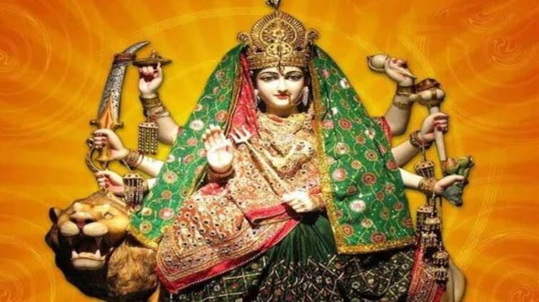 Why Chaitri and Sharadi Navratri are special among the 4 Navratris in a year, know the significance and difference Navratri 2023: વર્ષમાં આવતી 4 નવરાત્રિમાં ચૈત્રી અને શારદિય નવરાત્રી કેમ છે વિશેષ, જાણો માહત્મ્ય અને તફાવત