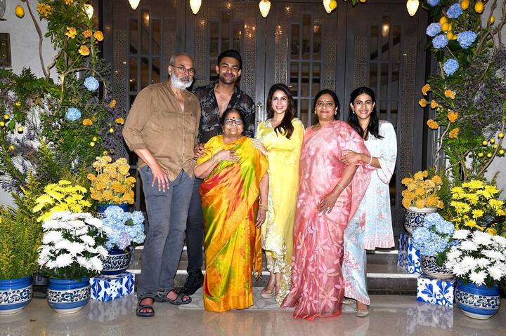 தற்போது, லாவண்யா-வருண் தேஜ் ஜோடியின் திருமணத்திற்கு முந்தைய கொண்டாட்டம் தொடங்கியுள்ளது.