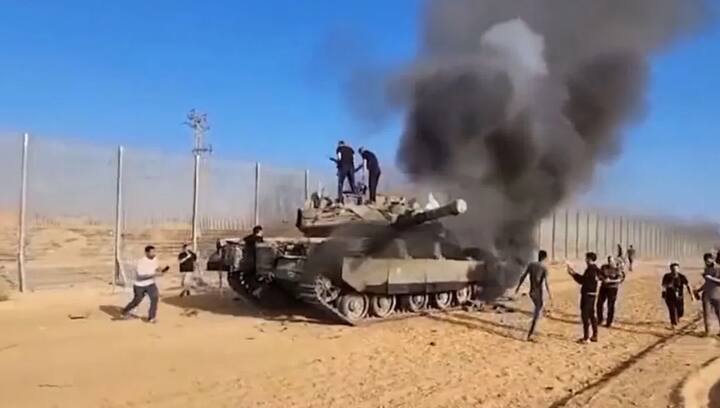 एकामागून एक 5 हजार रॉकेट डागल्याने इस्रायलची स्थिती ढासळली. हमासकडून इस्रायलच्या सीमावर्ती शहरांना लक्ष्य करण्यात आलं आहे.