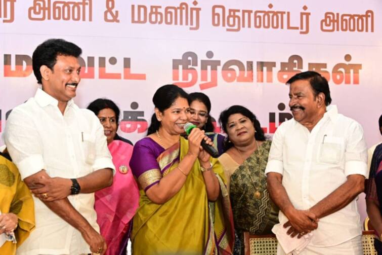 They want to divide people on the basis of caste and religion, that should not happen.- Kanimozhi MP “மகளிர் இடஒதுக்கீடு மசோதா கண்துடைப்பு; பிரித்தாள நினைக்கிறார்கள் ” - கனிமொழி எம்.பி