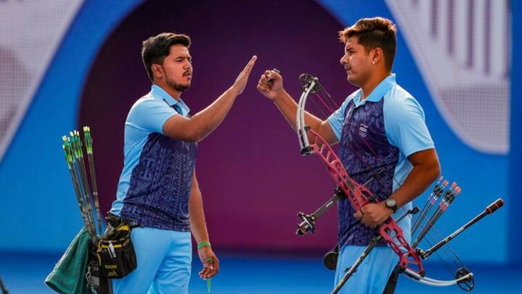 Asian Games: Ojas Deotale beats Abhishek Verma in Men's Singles Compound Archery to clinch gold Asian Games: জ্যোতির পর ওজাস, তিরন্দাজিতে দিনের দ্বিতীয় সোনা জিতল ভারত