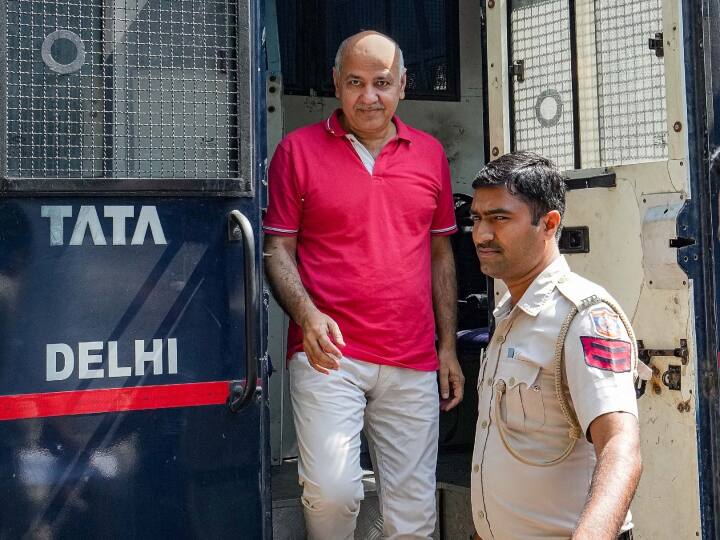 Aam Aadmi Party Delhi and punjab AAP MLA Minister Arrest and Went To Jail List Aam Aadmi Party: सत्येंद्र जैन से विजय सिंगला तक, जानें- दिल्ली और पंजाब में AAP के कितने MLA-मंत्री जा चुके हैं जेल?