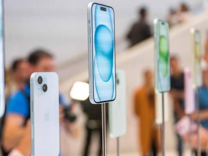 iPhone 16 standard models may come with 120hz refresh rate pro lineup may get A18 pro chipset iPhone 16 की डिटेल्स आई सामने, 14 और 15 में जो नहीं मिला वो इसमें मिलेगा 