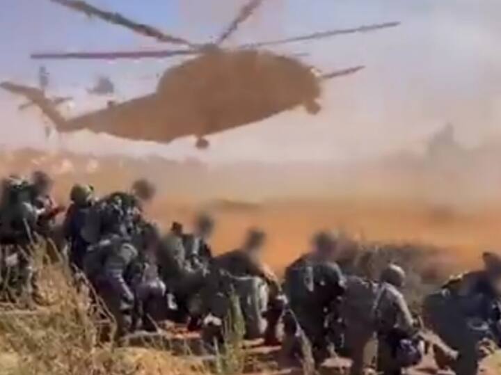 Watch: सड़क पर चलते, गाड़ियों में भागते हमास के लड़ाकों को इजराइल ने कुछ ऐसे बनाया निशाना Israel Gaza Hamas Palestine Attack Israel defence forces attack in Gaza Strip Israel Air Force attacked on hamas Watch: सड़क पर चलते, गाड़ियों में भागते हमास के लड़ाकों को इजराइल ने कुछ ऐसे बनाया निशाना