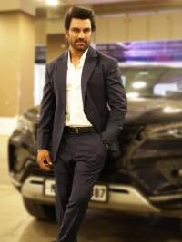 पहले दिन ही शूट से बाहर कर दिए गए थे शरद केलकर