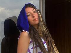 German Tatto Girl In Israel: हमास के चरमपंथी लड़ाकू बने हैवान! जिस लड़की की लाश को घुमाया गाड़ी पर, जानें कौन है वो