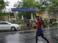 Delhi में अगले 2 दिनों तक बारिश के आसार, प्रदूषण ने बढ़ाई चिंता, जानें IMD अपडेट 