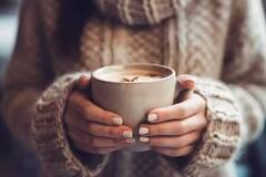 Health Tips : हवामानात बदल होताच आहारात बदल करा; 'या' आयुर्वेदिक गोष्टींचा आहारात समावेश करा