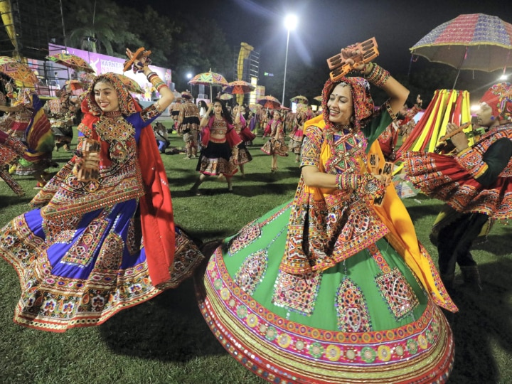 Navratri 2023: અમદાવાદમાં નવરાત્રિમાં રાત્રે 12 વાગ્યા સુધી જ વગાડી શકાશે લાઉડસ્પીકર, ભંગ કરનાર સામે થશે કાર્યવાહી