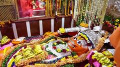 પ્રયાગરાજના બડે હનુમાનની મૂર્તિ છે ચમત્કારિક, અકબર પણ લાખ કોશિશ છતાં ન હતો હટાવી શક્યો, જાણો શું છે રહસ્યમય ગાથા