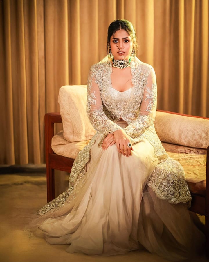 ఫరియా చేతిలో ప్రస్తుతం ఓ తమిళ చిత్రం ‘వల్లి మయిల్’ ఉంది.