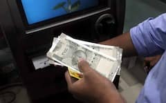 ATMમાંથી નીકળે નકલી નોટ તો ન થાવ પરેશાન, અપનાવો આ રીત