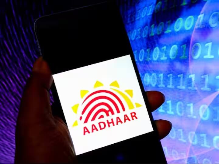 Aadhaar Fraud Alert No more fraud! Money will be safe, banks have made a new arrangement know the tips Aadhaar Fraud Alert: હવે નહીં થાય ફ્રોડ! પૈસા રહેશે સુરક્ષિત, બેંકોએ કર્યો નવો પ્રબંધ, જાણો ટિપ્સ