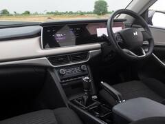 Best Resale Value Cars: रीसेल के मामले में इन गाड़ियों की चलती है 'दादागिरी', मिलते हैं अच्छे दाम!