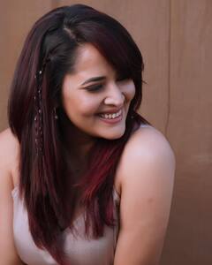 Anasuya Bharadwaj: అల్లరి పిల్లలా అనసూయ, క్యూట్ ఫోటోలకు కుర్రాళ్లు ఫిదా