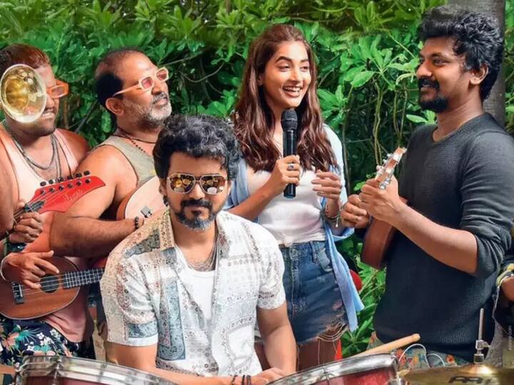 நெல்சன் இயக்கத்தில் விஜய் நடிப்பில் உருவான பீஸ்ட் படத்தின் ட்ரெய்லர் ஒரே நாளில் 30 மில்லியன் பார்வைகளையும் 2.22 மில்லியன் லைக்ஸ்களையும் பெற்றது.