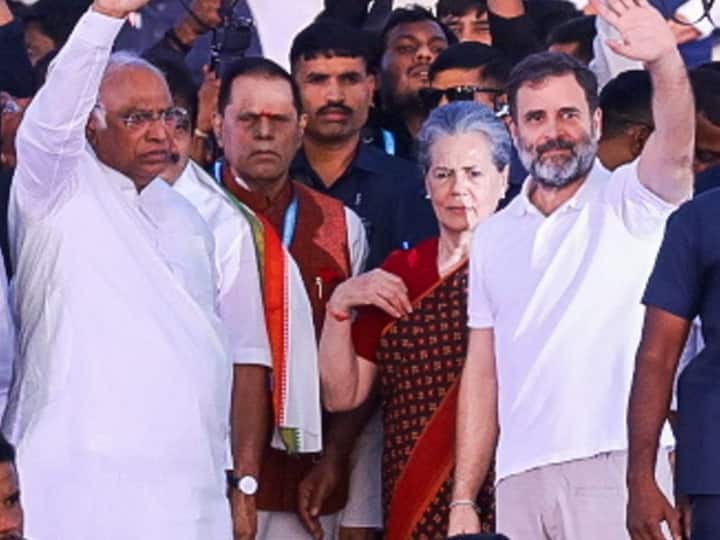 Telangana Assembly Election 2023 Congress Strength Weakness Opportunity and threat A Revanth Reddy BRS KCR Telangana Election 2023: तेलंगाना में कांग्रेस के सामने क्या हैं चुनौतियां? समझें