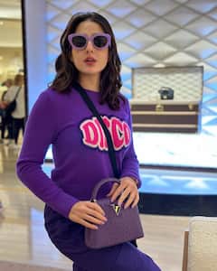 Sara Ali Khan Photos : தாயுடன் விடுமுறையை செலவிடும் பாலிவுட் நடிகை சாரா அலி கான்!