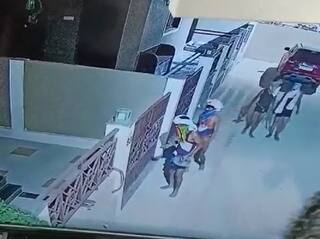 Patan News: Chaddi Baniyan Dhari Gang has active in patan, looted more than 5 lakhs in city Patan: પાટણમાં ચડ્ડી બનિયાનધારી ગેન્ગ સક્રિય, મોડી રાત્રે ત્રણ મકાનોમાં ઘૂસીને 5 લાખની લૂંટ ચલાવી