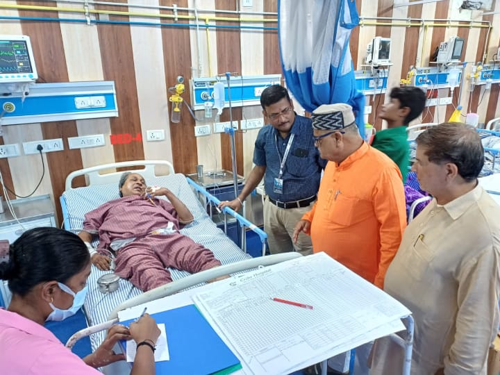 Madhubani News: मधुबनी में घर में घुसे 50 से 60 डकैत, 20 लाख से अधिक की लूट, गोली चलाई, बम फेंका, 7 लोग घायल