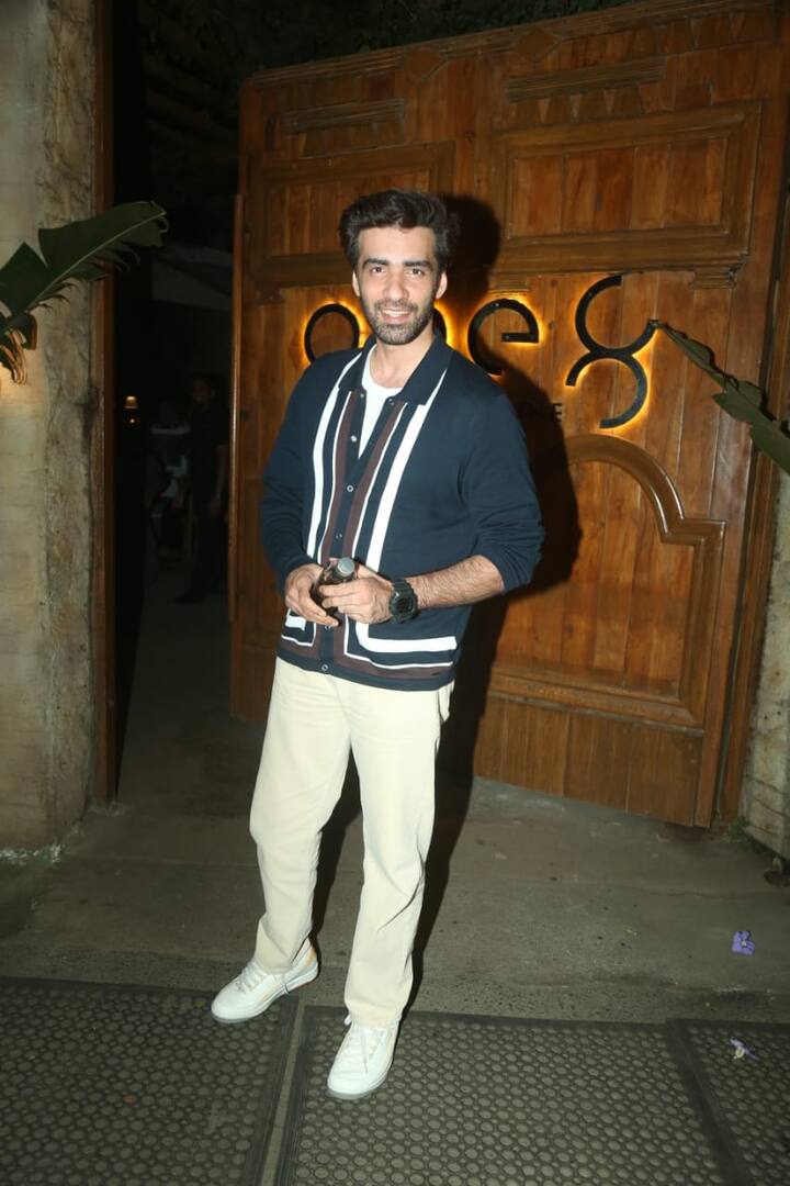 Avinash Tiwary, who plays a gangster in the show, was also present for the success bash.