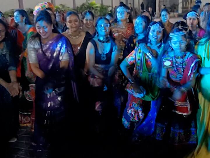 अमरावती शहरात दुर्गादेवी उत्सव मोठ्या उत्साहात साजरा केला जातो.याचवेळी अमरावती शहरात देखील विविध ठिकाणी दांडियाच आयोजन केला जातो.