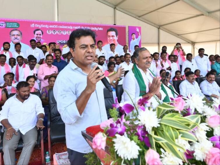 Minister KTR satires on Revanth reddy in parakala ahead of assembly polls KTR: ఆ మొగోడు చెబితే మనం ఓట్లేయాలా? రేపోమాపో బ‌య‌ట‌కు పులి, ఆ న‌క్కల‌న్నీ మ‌ళ్లీ తొర్రల‌కే: కేటీఆర్