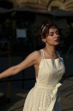 Avneet Kaur: ਇਟਲੀ 'ਚ ਛੁੱਟੀਆਂ ਦਾ ਆਨੰਦ ਲੈ ਰਹੀ ਅਵਨੀਤ ਕੌਰ, ਬੈਕਲੇਸ ਡਰੈੱਸ 'ਚ ਸ਼ੇਅਰ ਕੀਤੀਆਂ ਗਲੈਮਰਸ ਤਸਵੀਰਾਂ