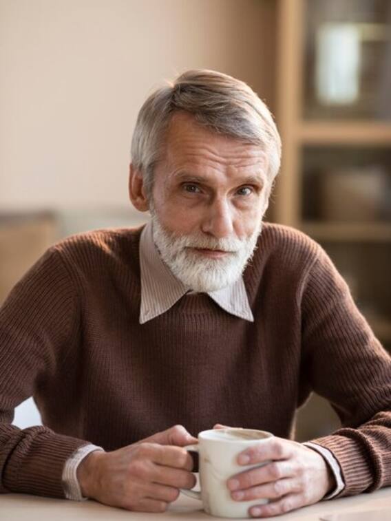 घर बैठे बैठे कैसे बनवाएं सीनीयर सिटिजन कार्ड?