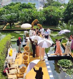 Parineeti -Raghav ने साथ बैठकर लगाई थी हल्दी-मेहंदी, कपल के प्री वेडिंग फंक्शन की फिर आईं शानदार तस्वीरें, फोटो देख थाम लेंगे दिल