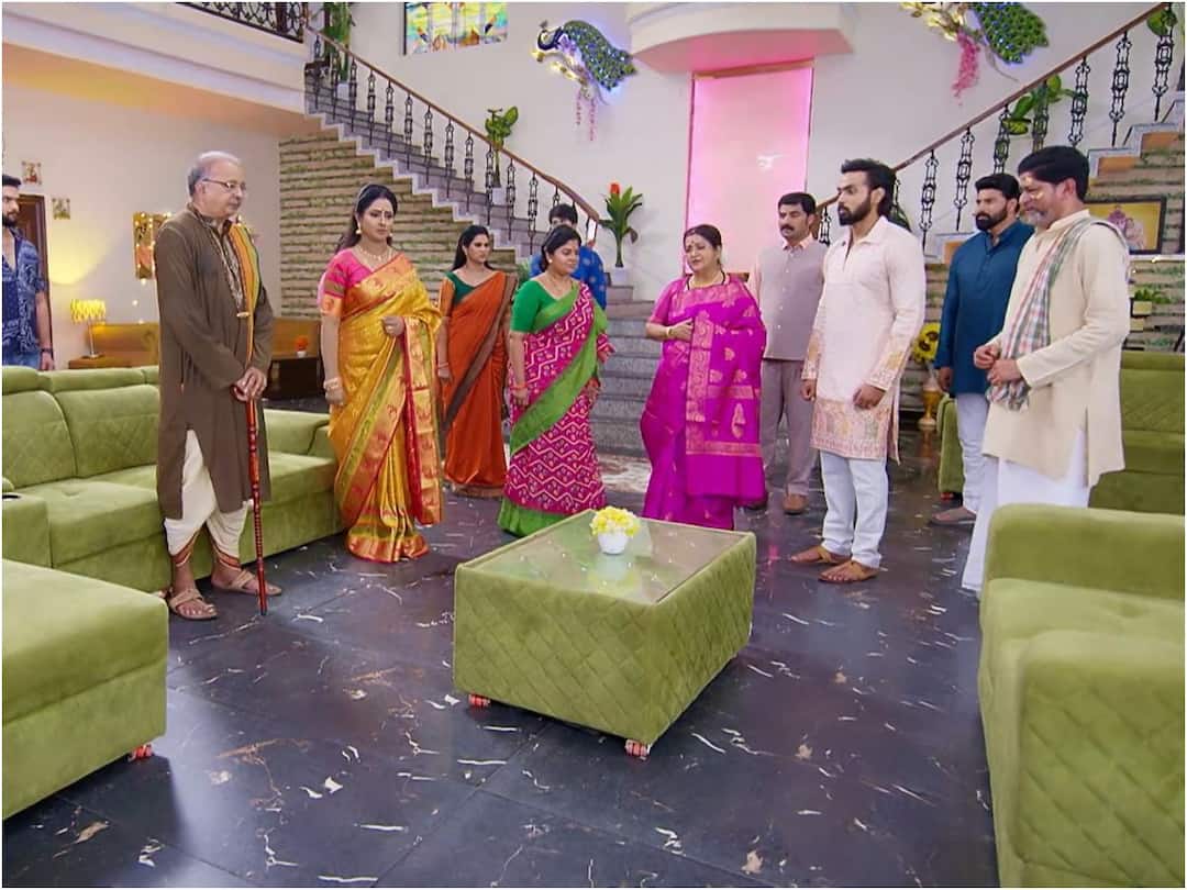 Brahmamudi Serial October 10th Episode 223 Written Update Today Episode Brahmamudi October 10th: రాజ్ నాటకం తెలుసుకున్న సీతారామయ్య ఏం చేయబోతున్నారు - వియ్యాలవారిని కడిగిపడేసిన కనకం!