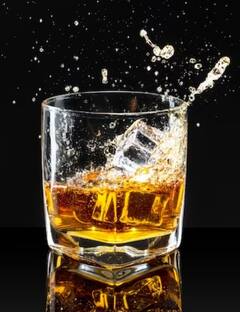 Health Care: ਭੁੱਲ ਕੇ ਵੀ ਸ਼ਰਾਬ ਨਾਲ ਨਾ ਖਾਓ ਇਹ ਚੀਜ਼ਾਂ...ਨਹੀਂ ਤਾਂ ਸਰੀਰ ਨੂੰ ਪਹੁੰਚਾ ਸਕਦੀਆਂ ਵੱਡਾ ਨੁਕਸਾਨ