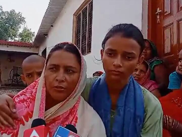 Deoria Murder Case Premchand yadav wife protest against measuring of land police ANN Deoria Murder: प्रेमचंद यादव की पत्नी ने जमीन मापी का किया विरोध, कहा- हमारे साथ हो रहा अन्याय