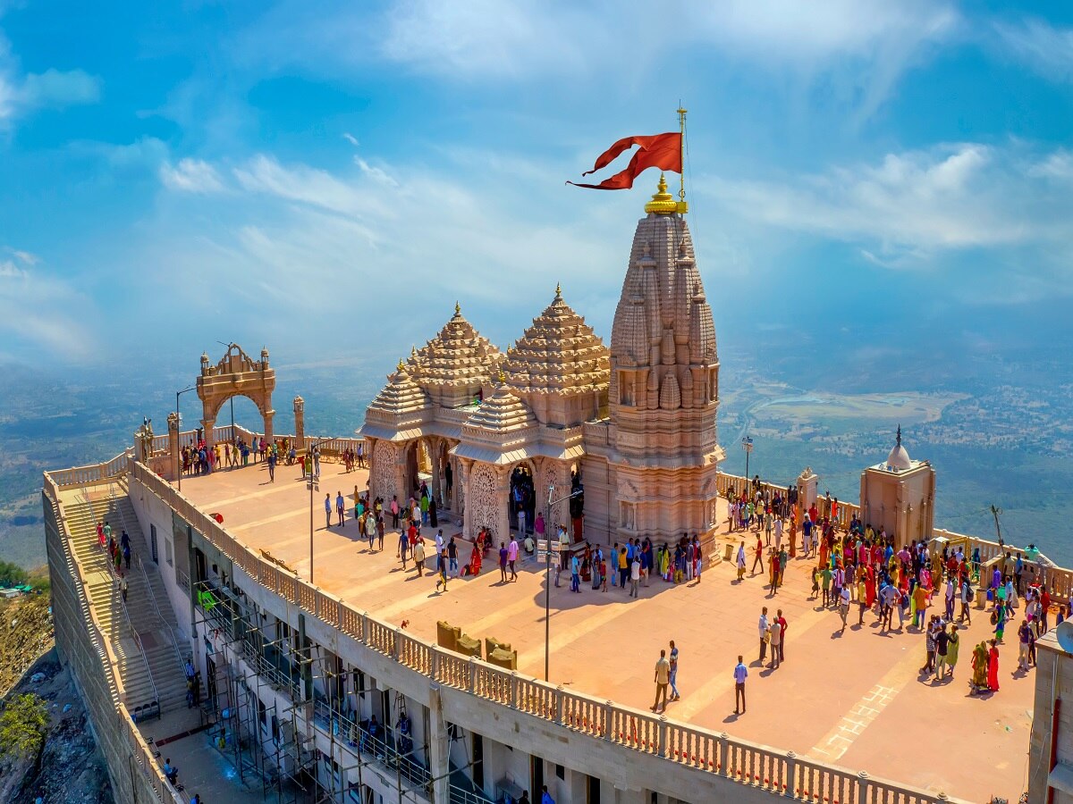 Navratri 2023: નવરાત્રિને લઈ પાવાગઢ મંદિર ખાતે દર્શનના સમયમાં કરવામાં આવ્યો ફેરફાર, રાત્રે 9 વાગ્યા સુધી કરી શકાશે માતાજીના દર્શન
