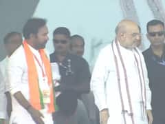 ఆదిలాబాద్‌కు చేరుకున్న అమిత్ షా, జనగర్జన సభ వద్దకు ఘన స్వాగతం