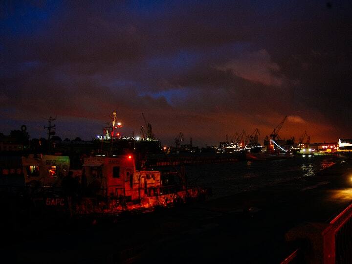 रिक्ति विवरण: इस भर्ती अभियान के जरिए अर्द्ध कुशल मैकेनिक और सेफ्टी असिस्टेंट के 95 पद पर भर्ती की जाएगी.