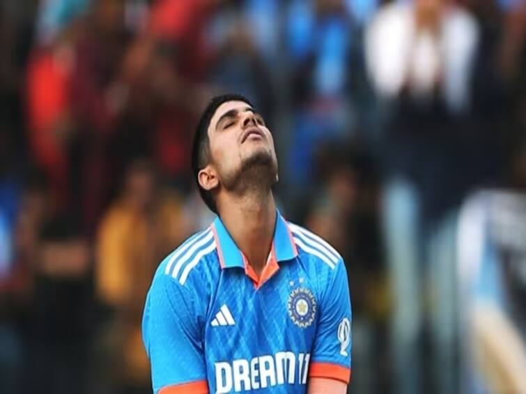 Shubman Gill Hospitalised in Chennai after Drop Platelet Count Ahead IND vs PAK Clash Shubman Gill Hospitalised: கிரிக்கெட் வீரர் சுப்மன் கில்லுக்கு முற்றிய காய்ச்சல் பாதிப்பு.. சென்னை மருத்துவமனையில் அனுமதி..!