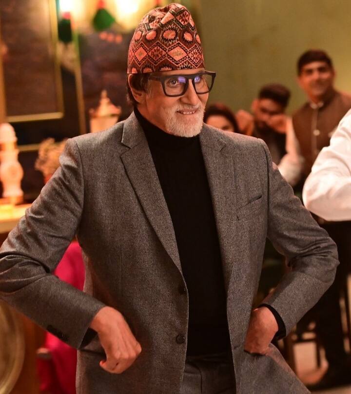 वहीं एक महीने में वह 5 करोड़ रुपये से ज्यादा की कमाई करते हैं. इस तरह सालाना उनकी कमाई 60 करोड़ रुपये के करीब है.