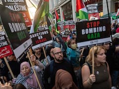 WATCH: Clashes Erupt Between Israeli-Palestinian Supporters In UK Amid Hamas Attack