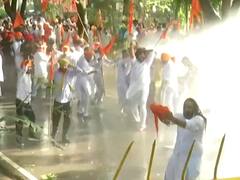 चंडीगढ़ में एसवाईएल मुद्दे को लेकर अकाली दल का प्रदर्शन, पुलिस ने किया वाटर कैनन का इस्तेमाल