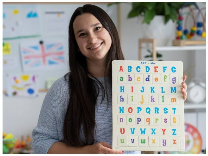 ओडिशा में कुछ समय पहले जूनियर टीचर के बंपर पद पर भर्ती निकली थी. इन वैकेंसी के लिए आवेदन की प्रक्रिया काफी समय से चल रही है और अब अप्लाई करने की लास्ट डेट आ गई है.