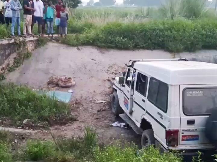 Bihar News Police Was Chasing Liquor Mafia in Chhapra Accident of Vehicle 5 Policemen Injured ann Bihar News: गई गाड़ी गड्ढे में...! छपरा में पुलिस कर रही थी शराब माफिया का पीछा, वाहन पलटा, 5 पुलिसकर्मी घायल