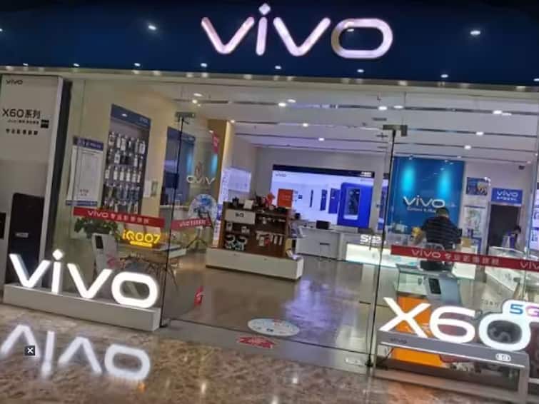 ED arrests 3 Vivo Mobiles executives and Lava International MD in money laundering case ED Action : चिनी कंपनी व्हिवो मोबाइल्सवर ईडीची मोठी कारवाई; बड्या अधिकाऱ्यासह चौघे अटकेत