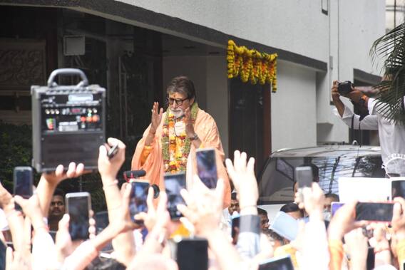अमिताभ बच्चन: जन्मदिन पर इस लुक में नजर आए अमिताभ बच्चन, जलसा से बाहर निकले एक्टर ने फैंस को कहा धन्यवाद