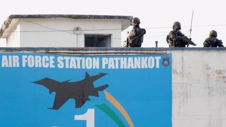 India's most wanted terrorist Rashid Latif shot dead in Pakistan, was the mastermind of Pathankot attack ભારતનો મોસ્ટ વોન્ટેડ આતંકવાદી શાહિદ લતીફ પાકિસ્તાનમાં ઠાર, પઠાણકોટ હુમલાનો માસ્ટરમાઇન્ડ હતો