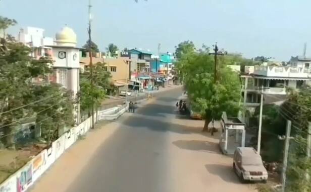 The full blockade in Delta districts was held on behalf of the Cauvery Basin Protection Coalition (Credit: ABP Nadu)