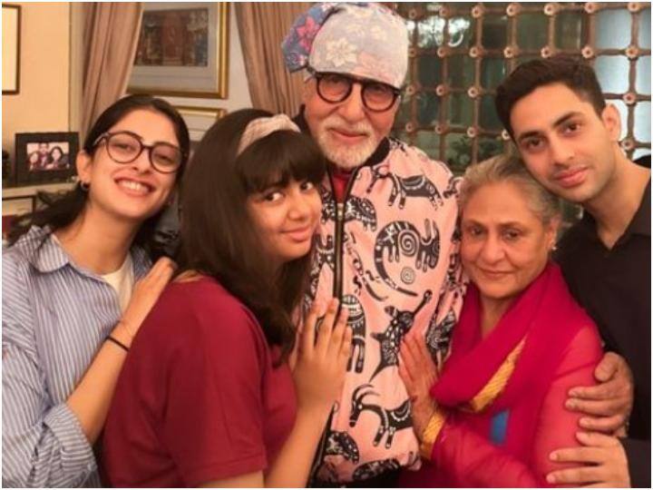 Amitabh Bachchan celebrated his 81 birthday with his family daughter Shweta Bachchan and granddaughter Navya Nanda Shared Pics Amitabh Bachchan Birthday: अमिताभ बच्चन ने परिवार संग सेलिब्रेट किया बर्थडे, बेटी श्वेता और नातिन नव्या ने तस्वीरें शेयर कर दिखाई खास पलों की झलक